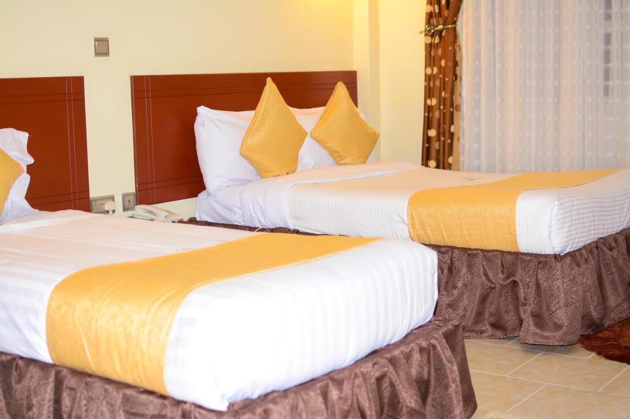 Merril Hotel เอลโดเร็ท ภายนอก รูปภาพ
