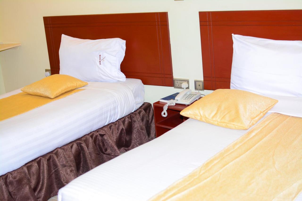 Merril Hotel เอลโดเร็ท ภายนอก รูปภาพ